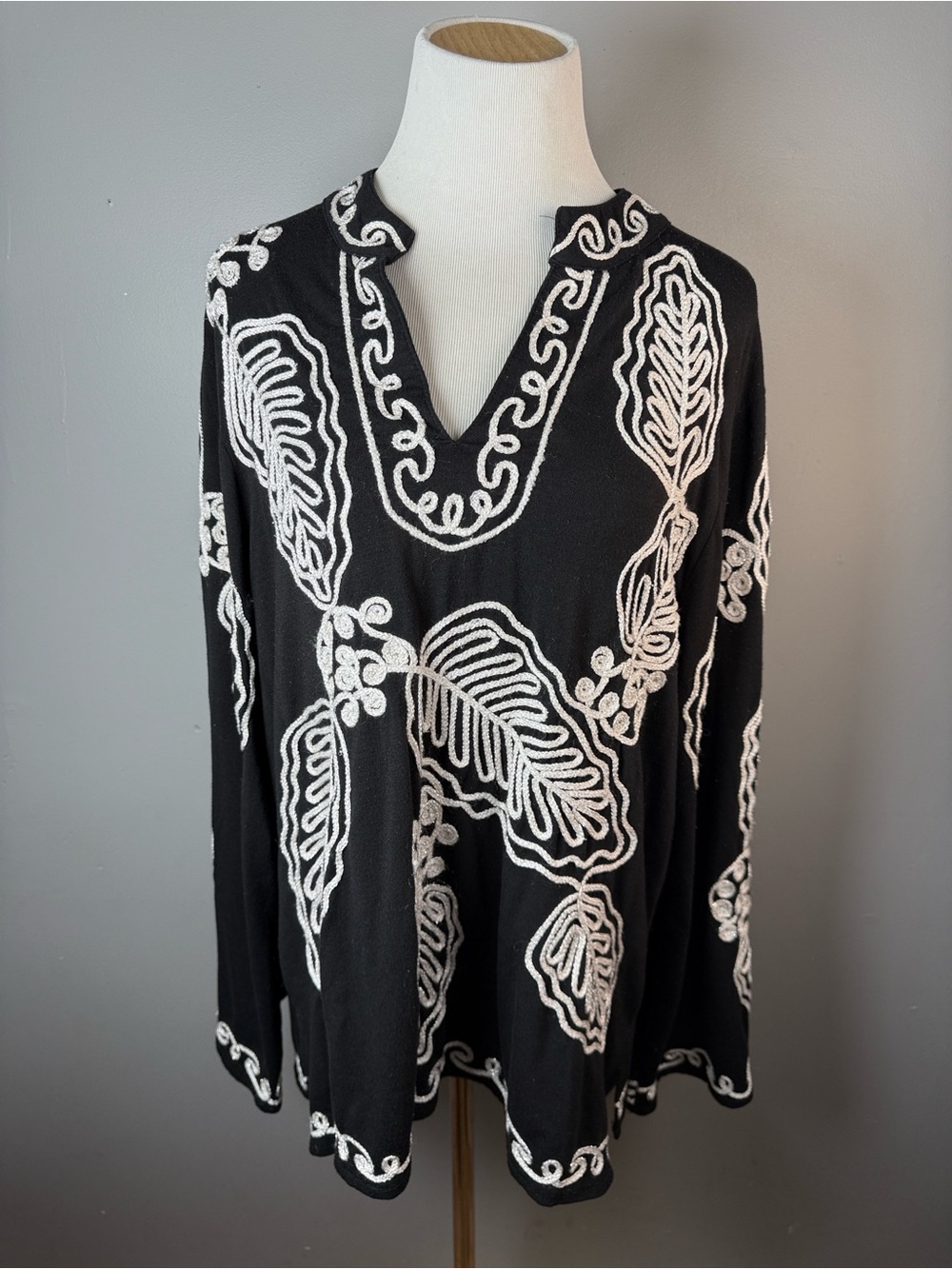 Saint Tropez West Black Top with White Embroidery